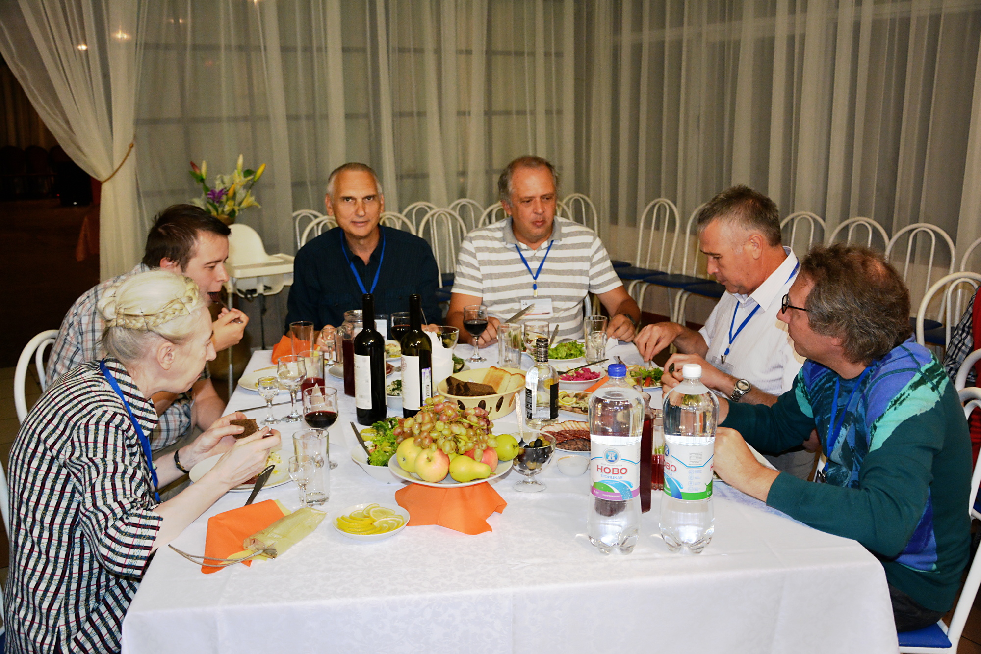 dinner06.jpg 